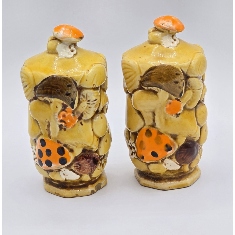 Vintage Ceramic Japan Mushroom Salt or Pepper Shaker Fred Roberts Co